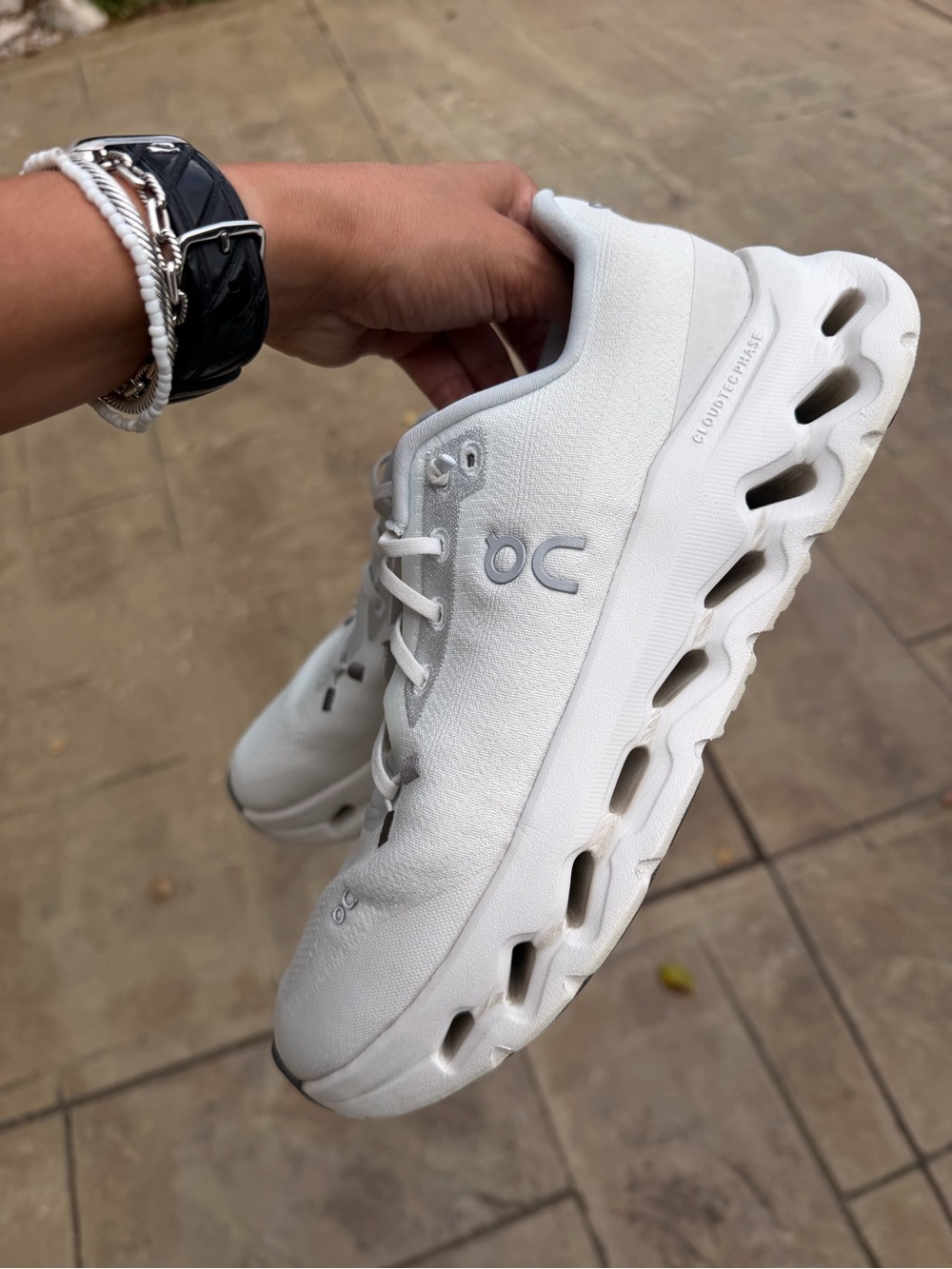 On Running Women's White/Light Gray Cloudswift Athletic Shoes